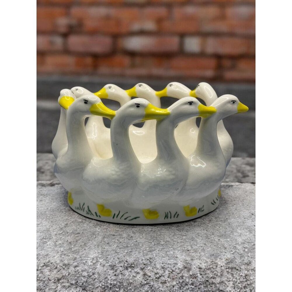 Holland Mold Ceramic Geese-Themed Bowl/Vase With Yellow Accents - Picture 4 of 11